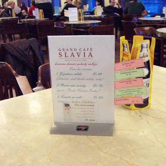 Getränkekarte des Cafe Slavias Bild Getränkekarte des Cafe Slavias